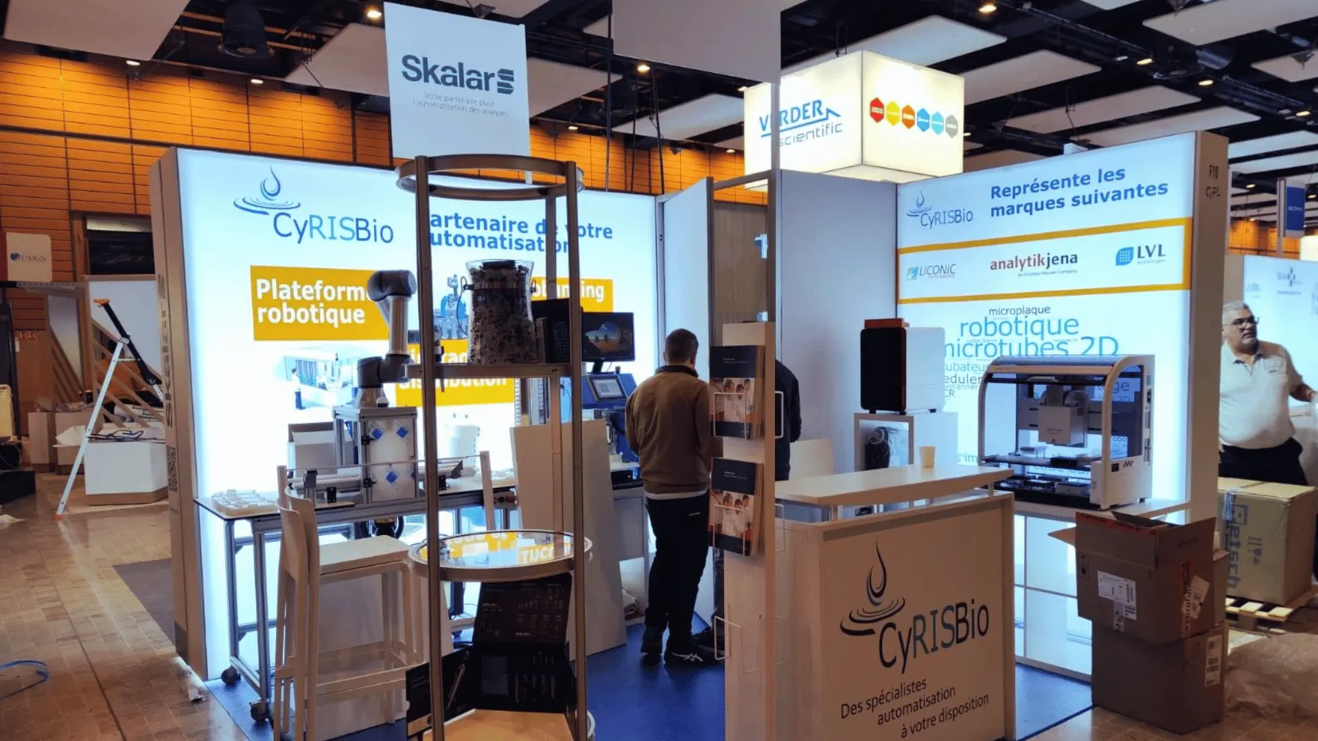 CyRISBio booth at Forum Labo Lyon 2024, presenting the latest innovations in laboratory automation